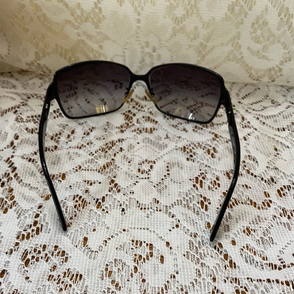 Fendi, FS466R 63#15 125 Sunglasses with Rhinestones - Picture 7 of 12